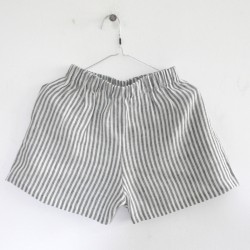 Uniform short, light stripes linen