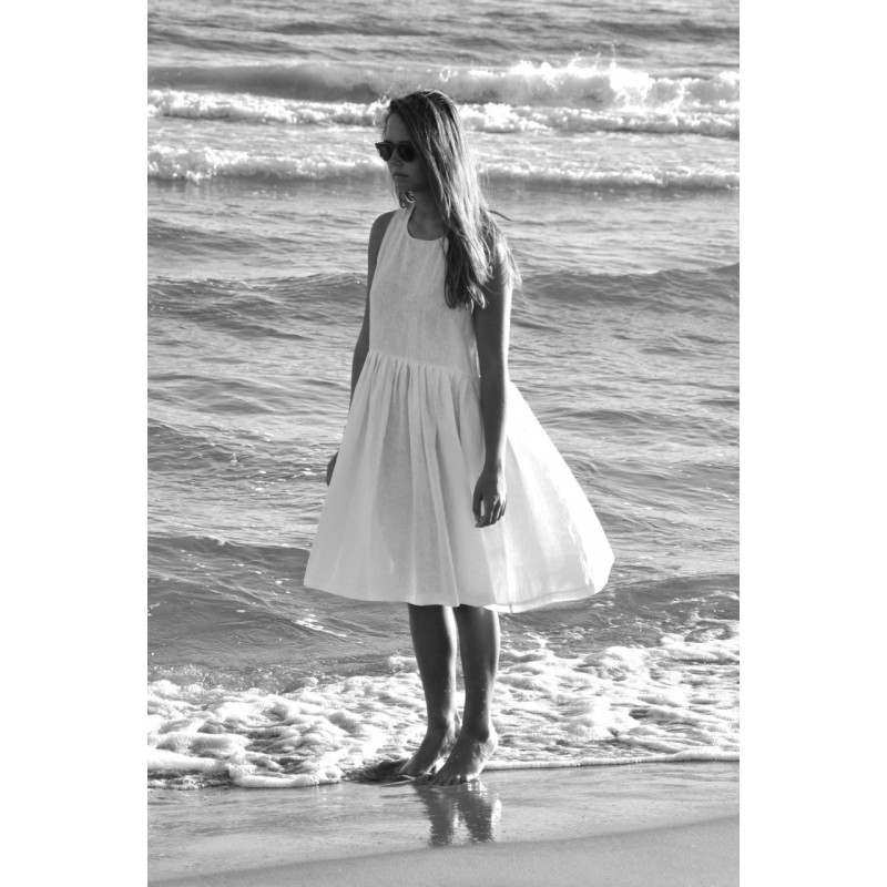 Uniform pleated dress sleeveless, white linen