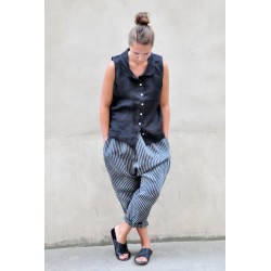 Sleeveless shirt, black linen