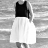 Bicolor pleated dress, sleeveless, black and white linen