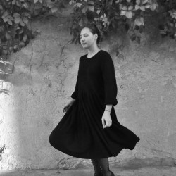 Pleated dress,  long sleeves, black heavy knit