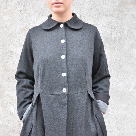 Pleated coat, heather wool blend