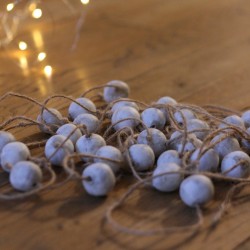 Ceramic garland