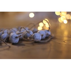 Ceramic garland