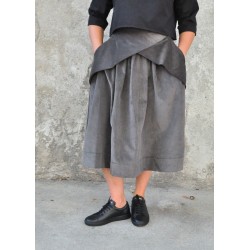 Pleated skirt, grey velvet