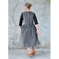 Robe à plis, velours gris