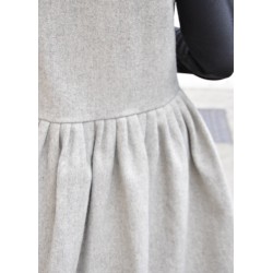 Robe à plis sans manches Uniforme, lin blanc