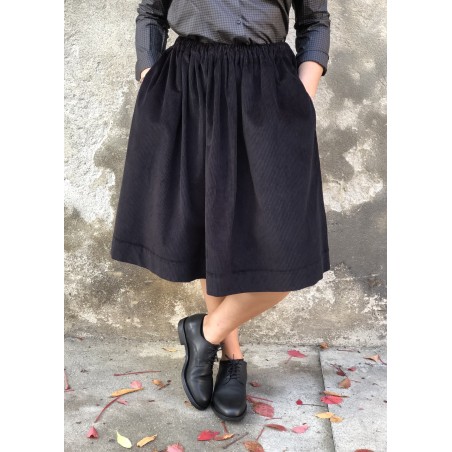 Skirt, black corduroy