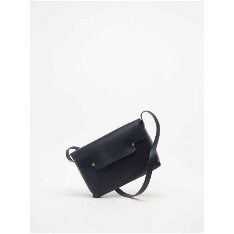 The shoulder strap rectangle bag, blue leather