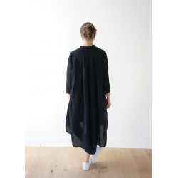 Long sleeves pleated shirt-dress, black linen