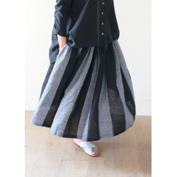 Bow skirt, black stripes linen