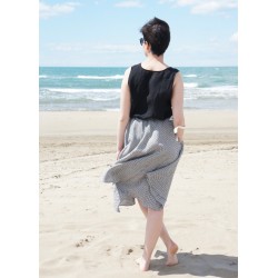 Sleeveless blouse U neck, black linen