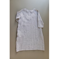 Flared dress, 3/4 sleeves, V neck, light stripes linen