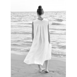 Sleeveless pleated shirt-dress, white linen