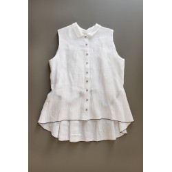 Sleeveless pleated shirt, white linen