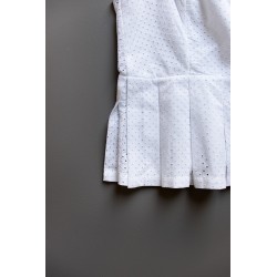 Blouse nouée à plis, coton ajouré blanc