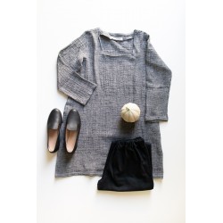 Flared dress, long sleeves, squared neck, grey linen