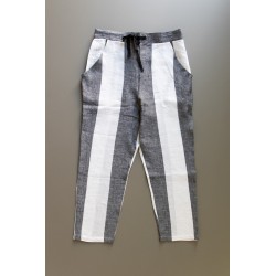 Pockets trousers, white stripes linen