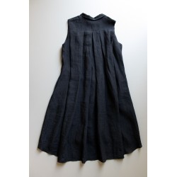 Robe-chemise à plis sans manches, lin noir