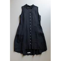 Sleeveless pleated shirt-dress, black linen