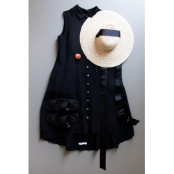 Sleeveless pleated shirt-dress, black linen