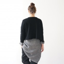 Short cardigan, black heavy jersey