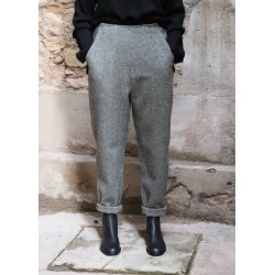 Woman trousers, herringbone wool drap