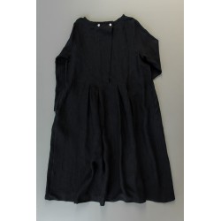 Long sleeves pleated dress, black linen