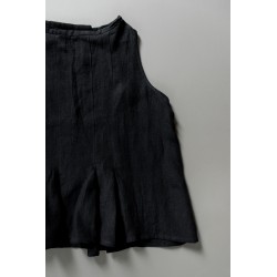 Sleeveless pleated blouse, black linen