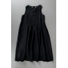 Sleeveless pleated dress, black linen