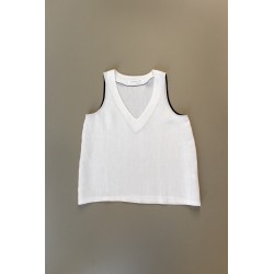 Sleeveless blouse, V neck, white linen