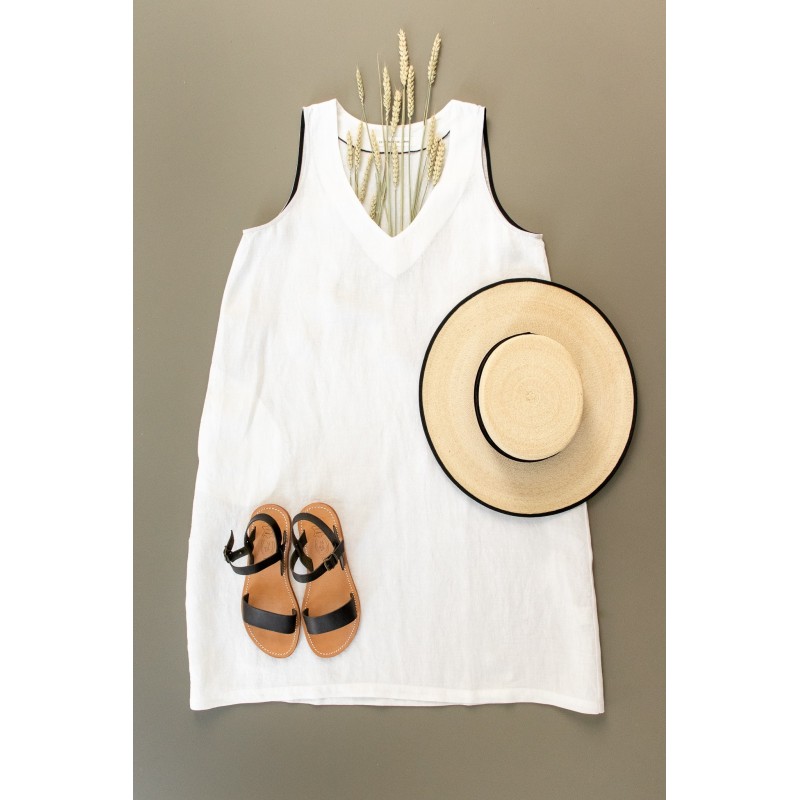 Flared dress, sleeveless, V neck, white linen