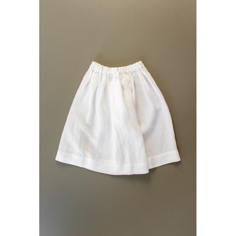 Uniform skirt, white linen