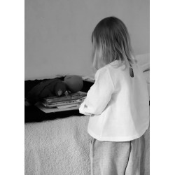 Uniform long sleeves blouse, white linen