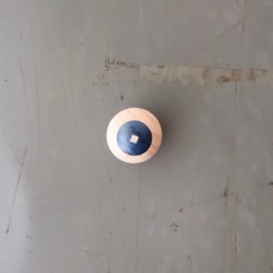 magnetic ball, blue round