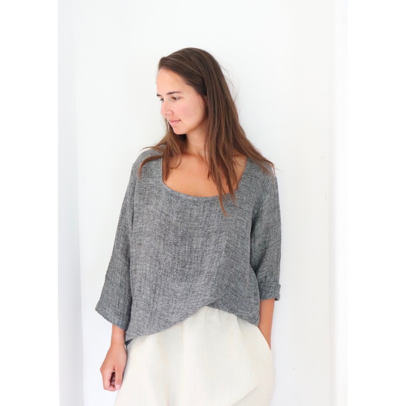 3/4 sleeves blouse squared neck, grey linen