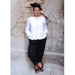 Long sleeves pleated blouse, white linen