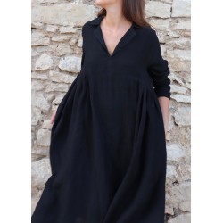 Long pleated dress, black linen