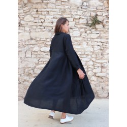 Long pleated dress, black linen