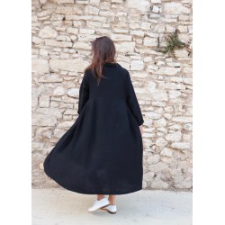 Long pleated dress, black linen