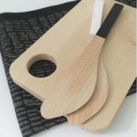 Wood cutting board