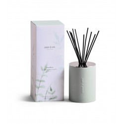 Room diffuser, pine tree and oak leaf