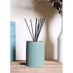 Room diffuser, pine tree and oak leaf