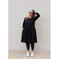 Pleated dress,  long sleeves, black flannel