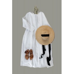 Long sleeves pleated dress, white linen