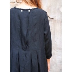 Long sleeves pleated dress, black linen