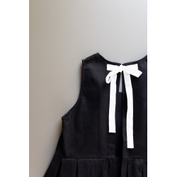 Long pleated bow dress, white denim