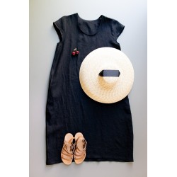 Flared dress, short sleeves, U neck, black linen