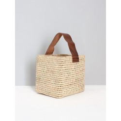 Squared basket with large handle in brown leather