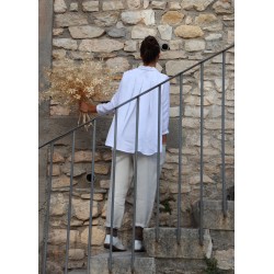 Long sleeves pleated shirt, white linen